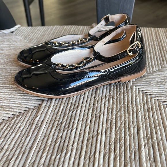 Zara Kids Patent Leather T-Strap Ballet Flats - Picture 5 of 7